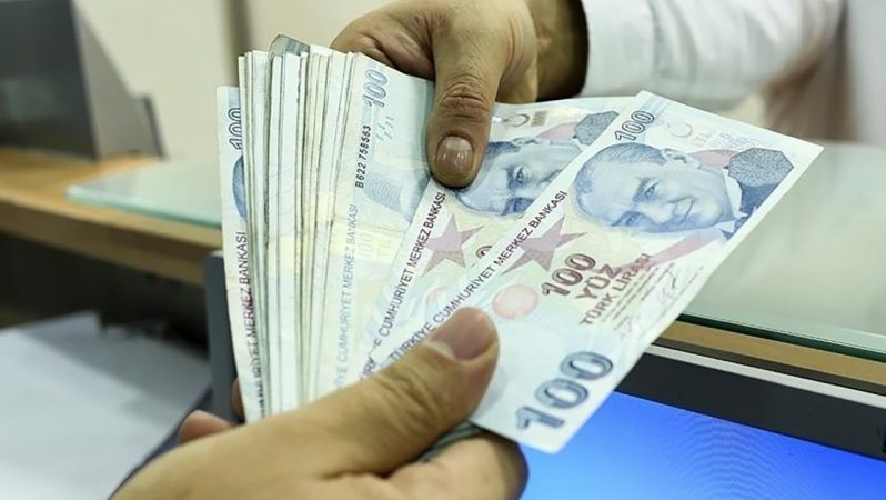 Emekli maaşları Meclis’ten geçti: Emekliye seyyanen zam yapıldı mı?